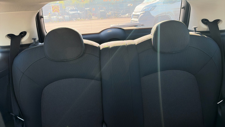 MINI Hatchback 1.5 Cooper Classic II 3dr Petrol Hatchback